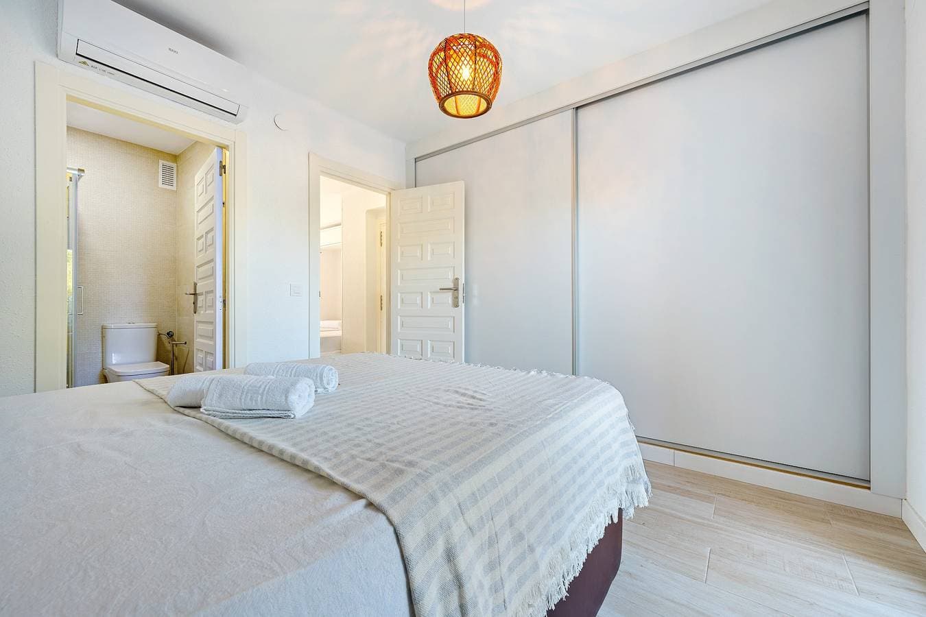 Foto 13 von 25: Apartment 'Meridiano I' mit Meerblick, WLAN und Klimaanlage