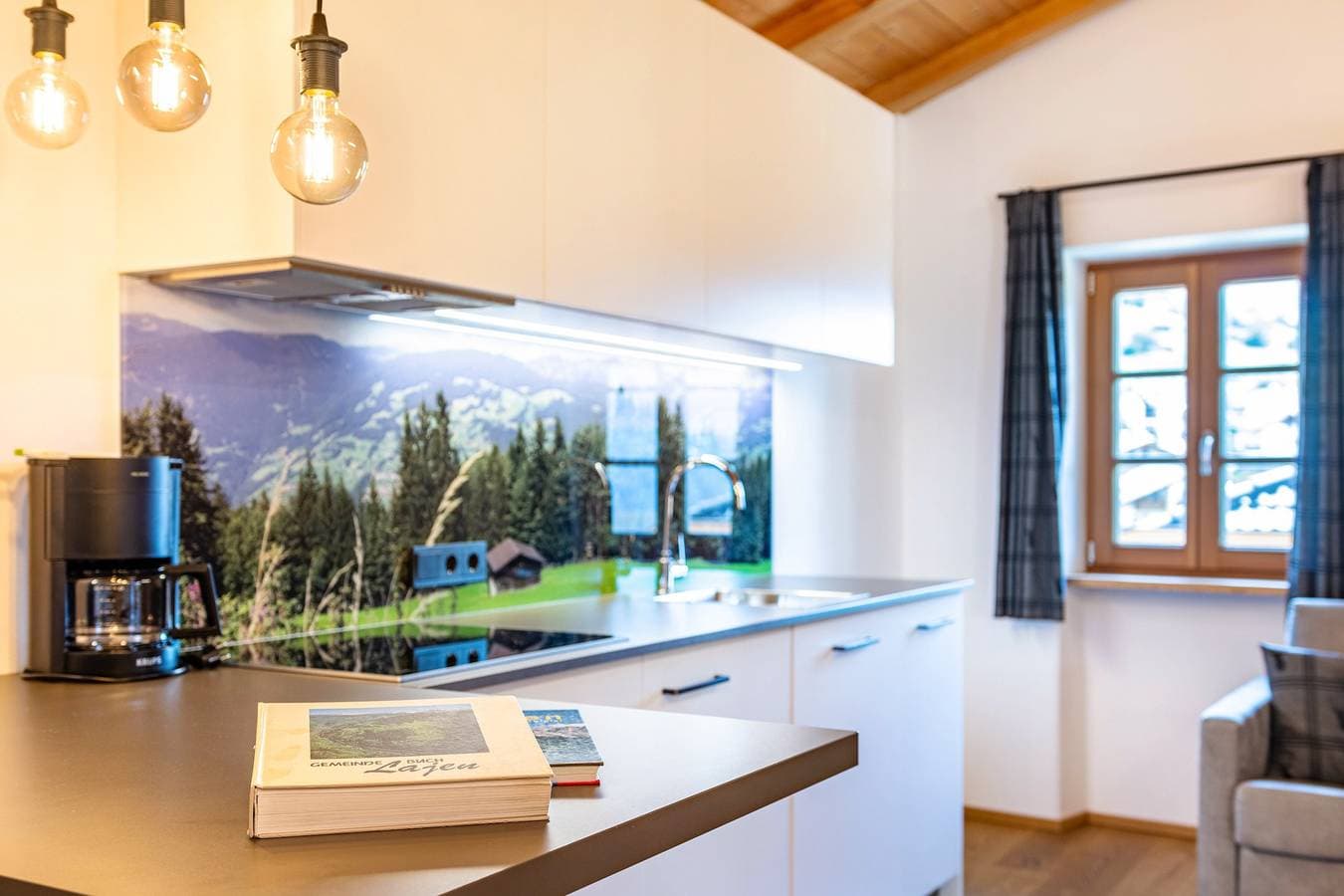 Foto 7 von 28: Ferienwohnung "Schreiberhof Charme" mit Bergblick, Gemeinschaftsgarten und WLAN