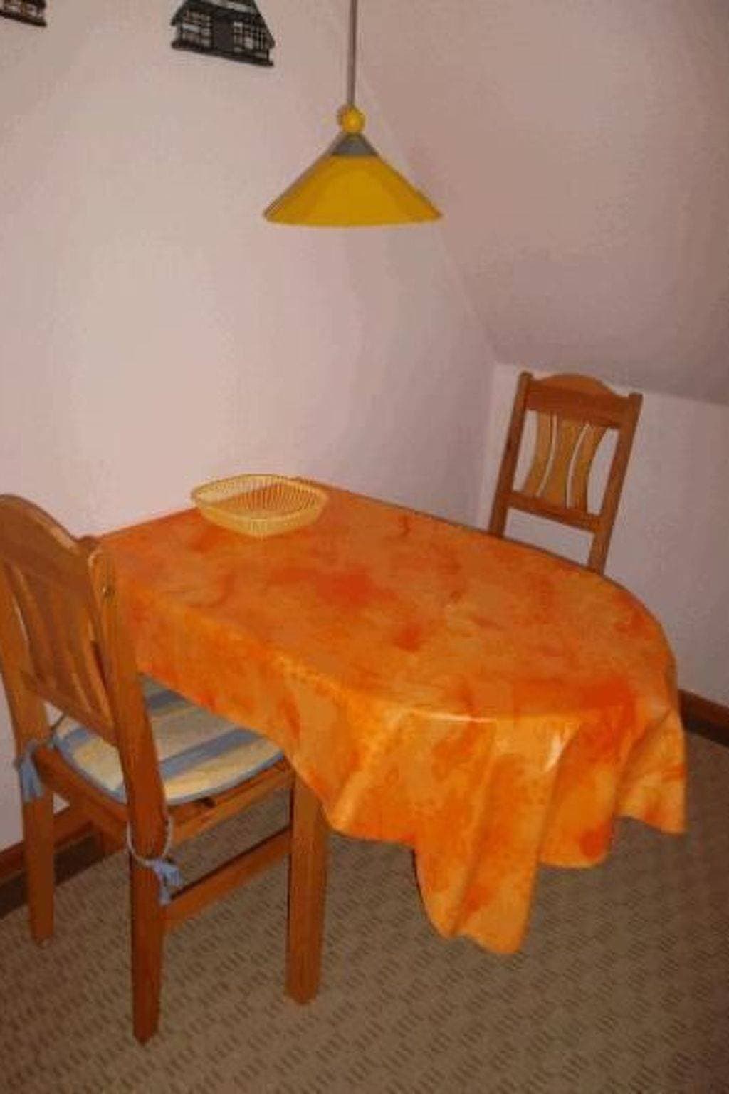 Foto 3 von 19: Charmantes Apartment mit Balkon, Parkplatz und WiFi in bester Lage