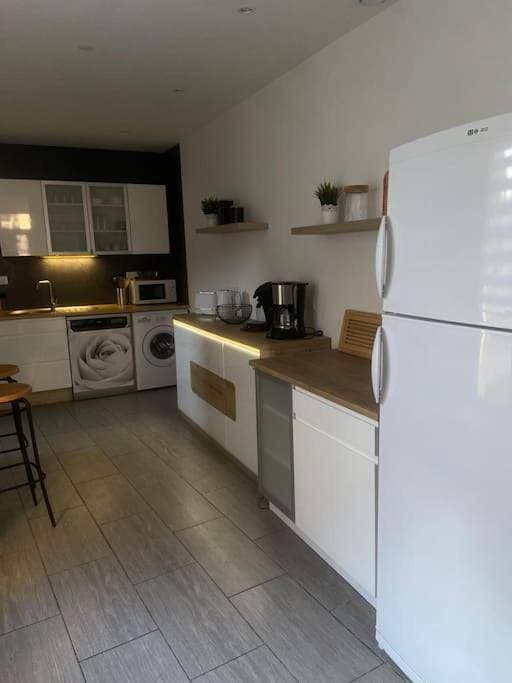 Foto 7 von 32: Three-Bedroom House