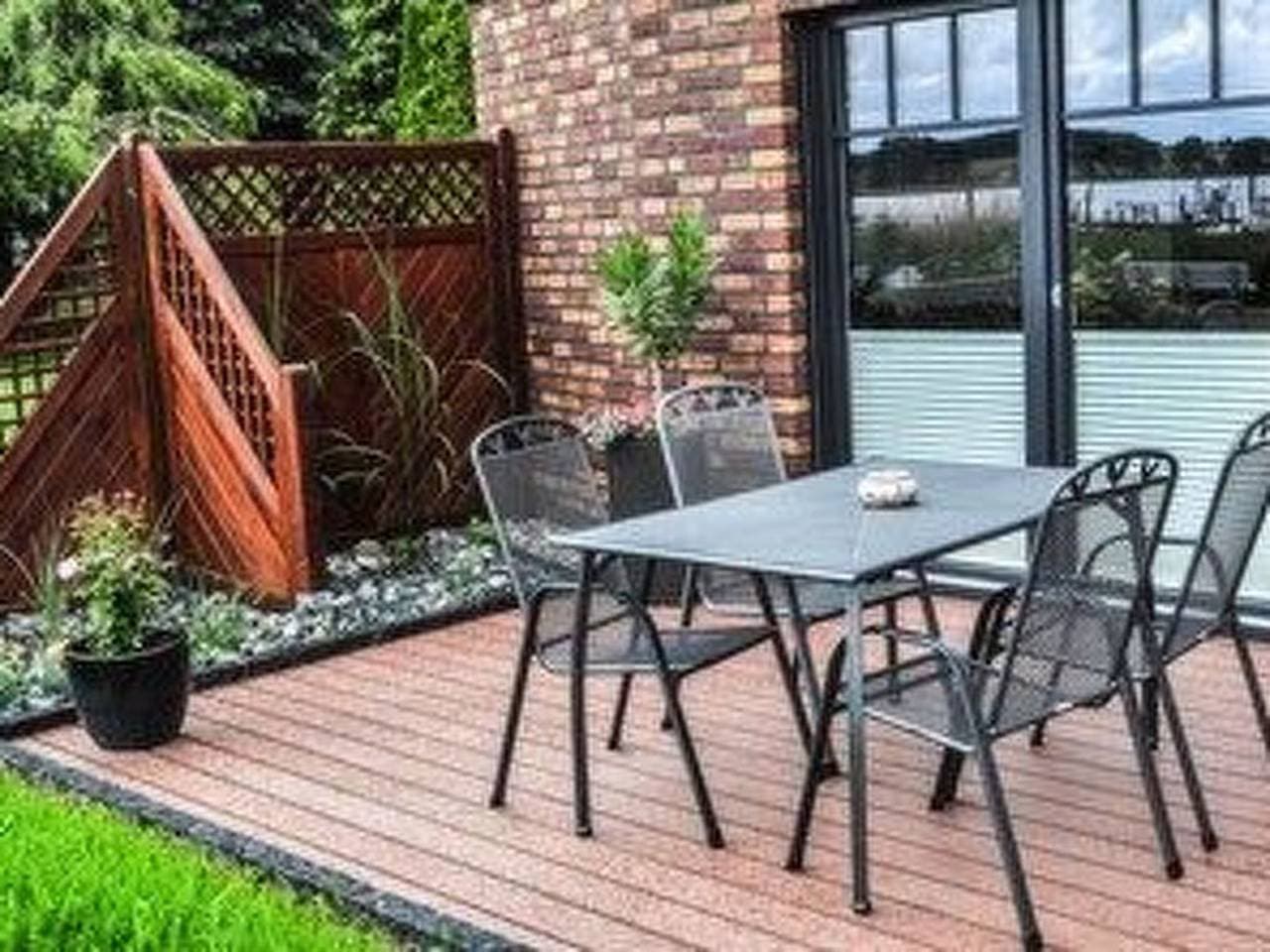Foto 5 von 39: Ferienbungalow mit Terrasse und Seeblick in Sellin