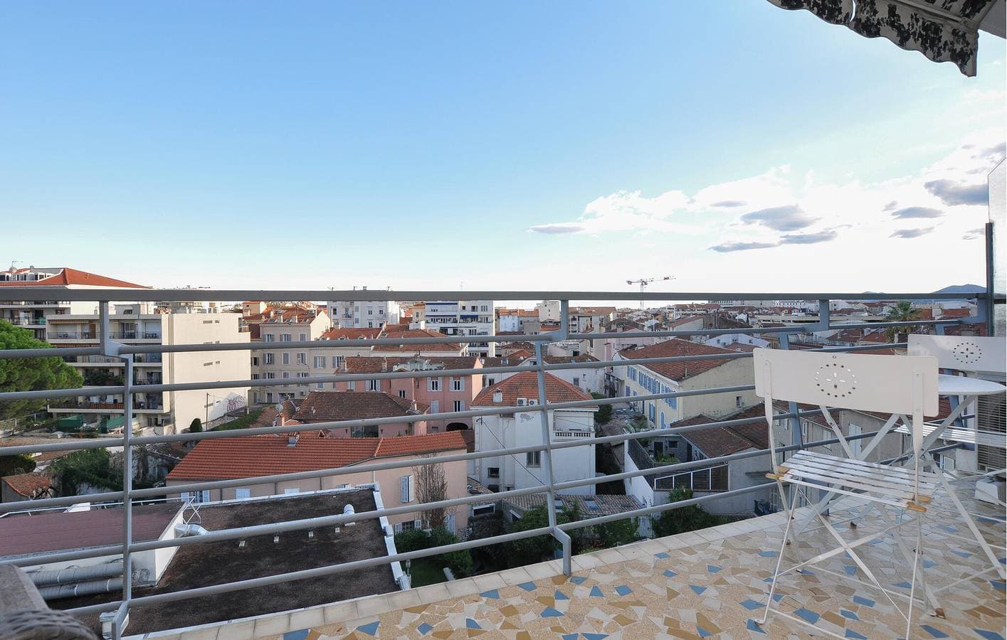 Foto 7 von 28: Gemütliche Wohnung mit Terrasse und Parkplatz, 2km bis Handi Plage