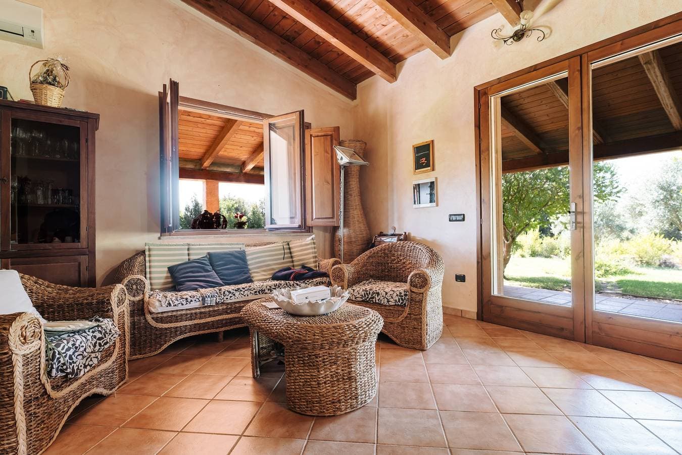 Foto 3 von 20: Villa 'Casa Serra' mit Bergblick, WLAN und Klimaanlage