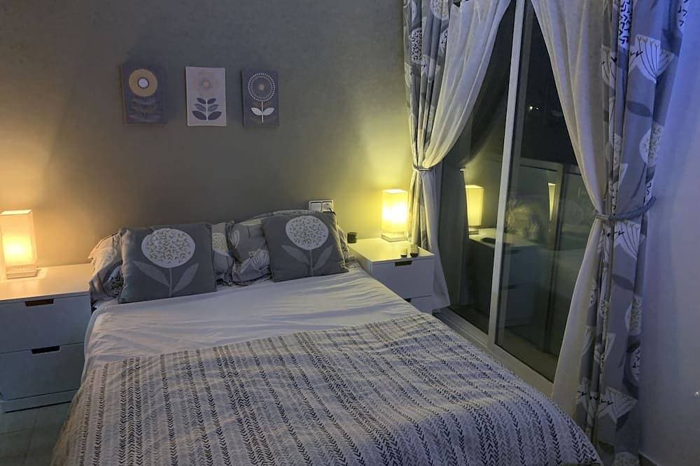 Foto 2 von 29: Schöne freistehende Villa auf einem privaten, sicheren Grundstück mit Pool