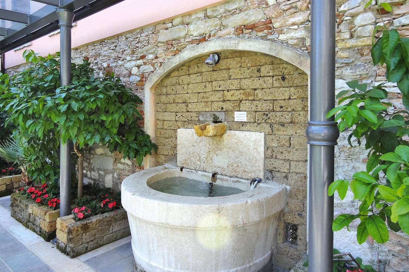 Foto 5 von 8: Residence Antico Monastero in Toscolano
