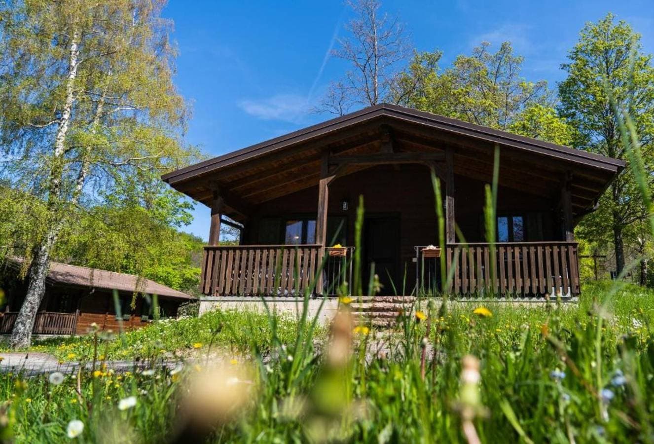 Foto 6 von 29: Chalet Anemone – Villaggio Anemone mit Bergblick und Terrasse