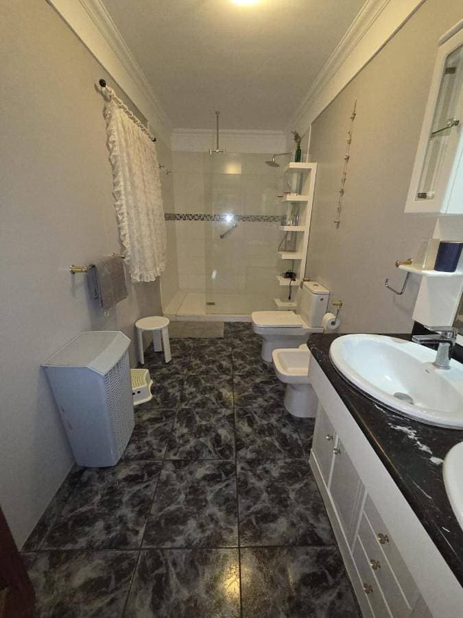 Foto 5 von 19: Three-Bedroom House