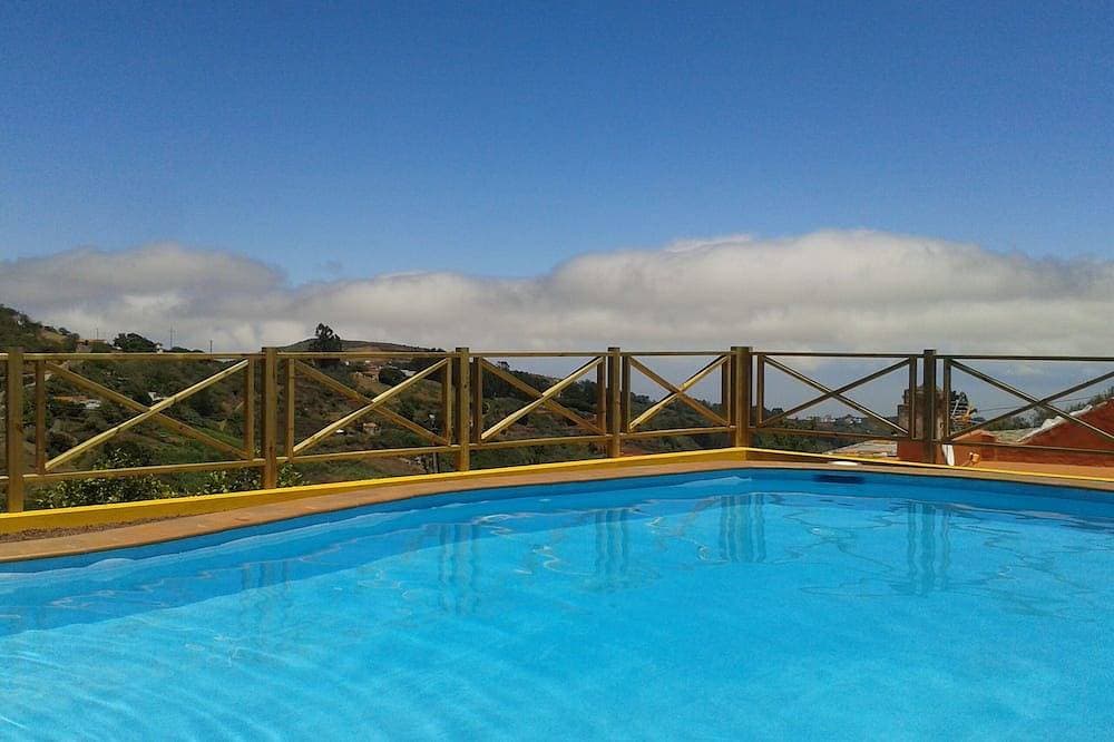 Charmantes Haus mitten in der Natur mit Pool .Ideal Paare. 1