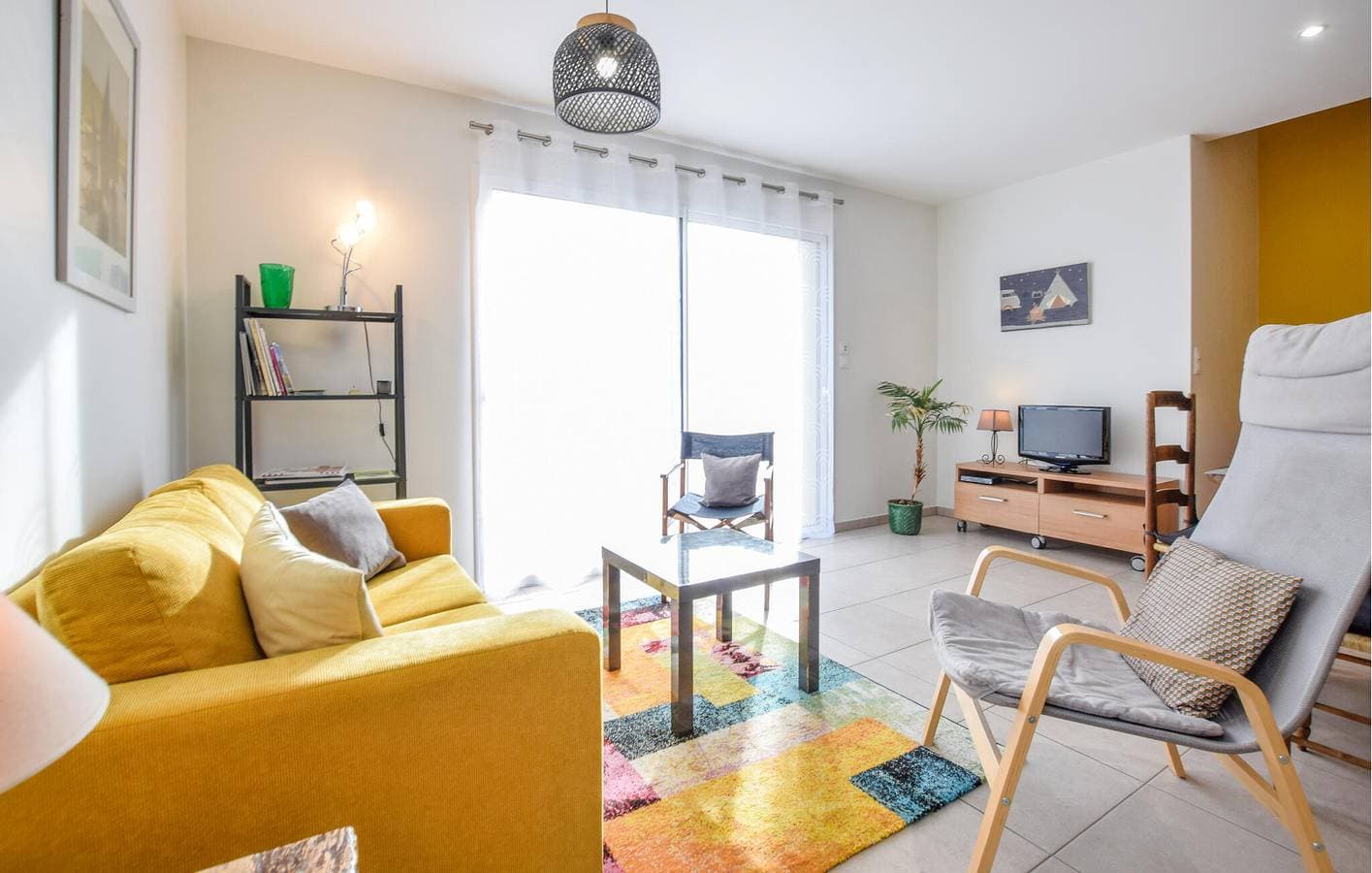 Foto 6 von 28: Luxuriöses Apartment am Strand mit WiFi und Parkplatz