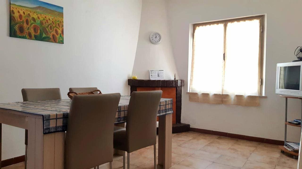 Foto 4 von 21: Three-Bedroom House