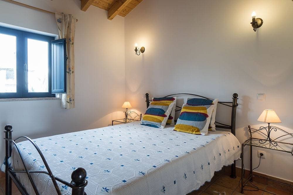 Foto 4 von 26: Digne Blue Villa, Pool, Grill