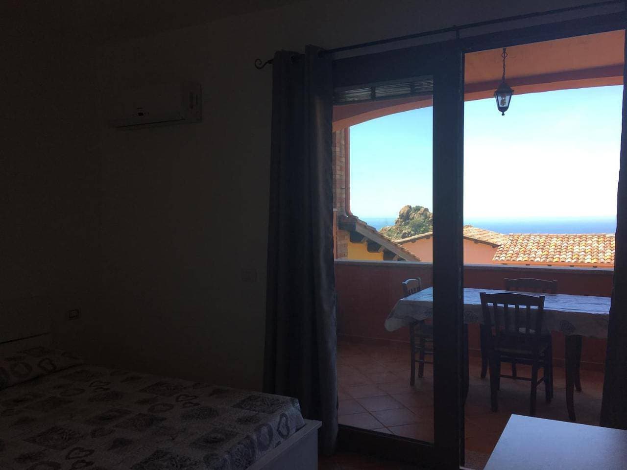 Foto 11 von 39: Studio Apartment with Sea View