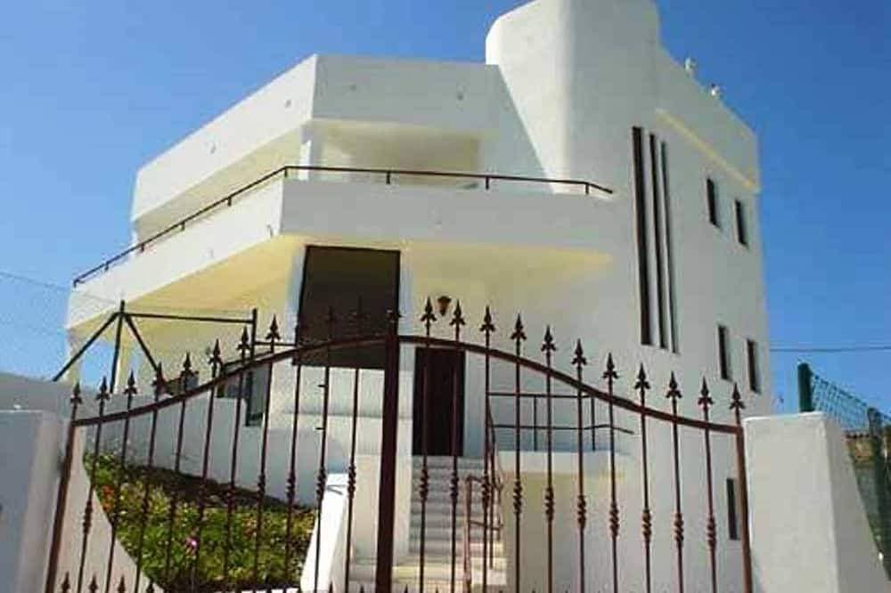 Foto 7 von 30: Schöne private Villa mit großem privatem Pool, nahe am Strand