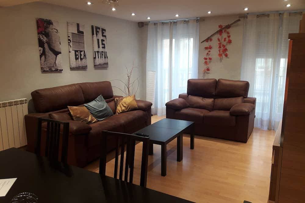 Foto 13 von 21: La Taconera, ein Luxus im Zentrum von Pamplona, Uat00727.