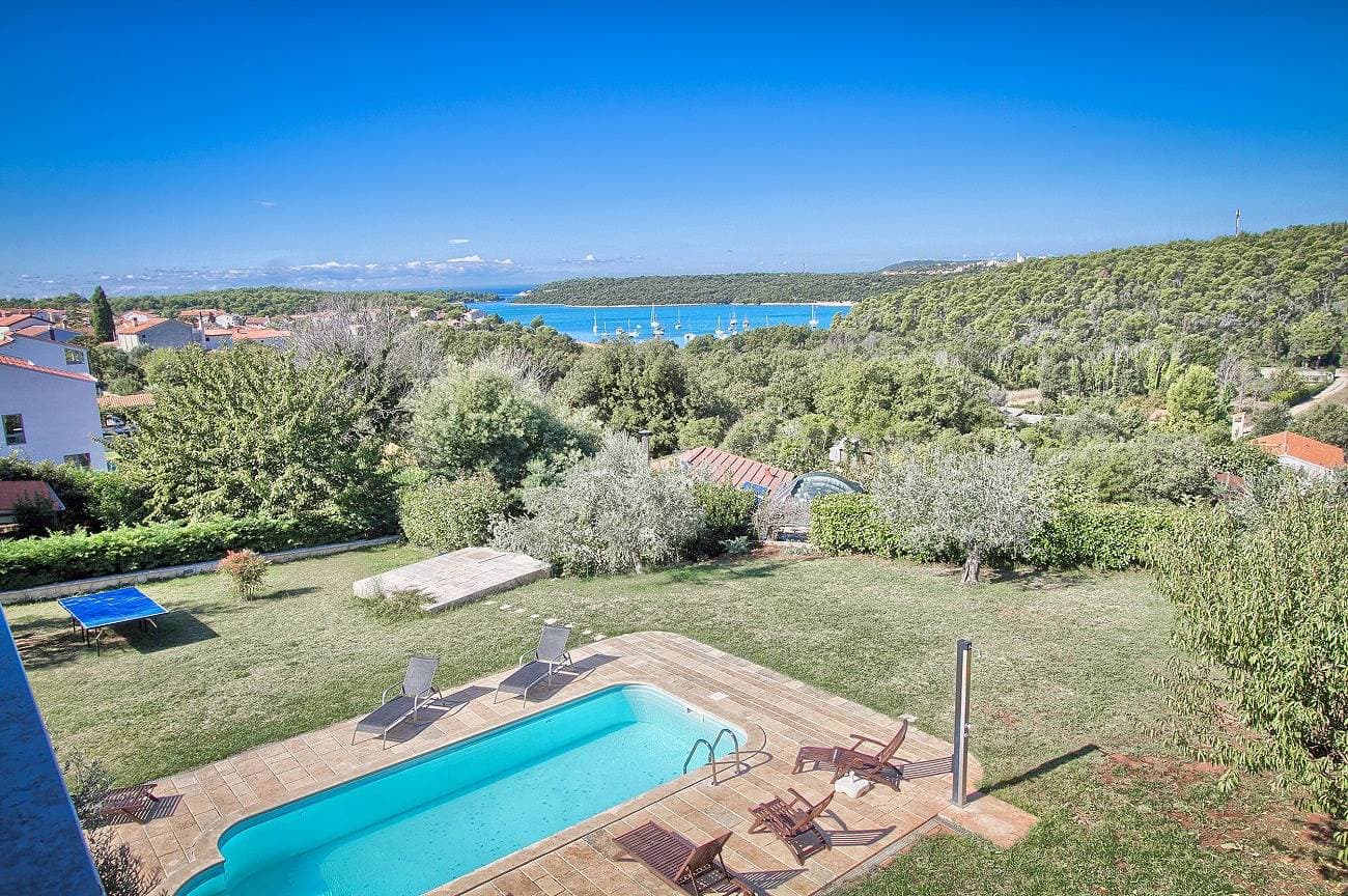 Foto 2 von 24: 400 Meter zum Strand mit Pool, Jacuzzi, Sonnenterrasse, Tischtennis