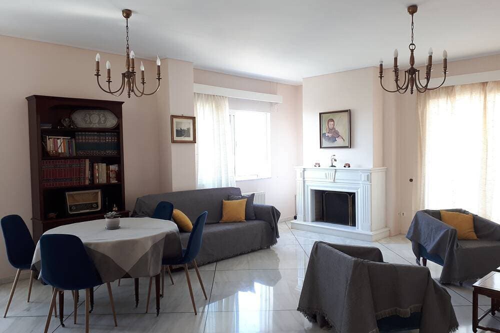 Foto 11 von 21: Meerblick, große und komfortable Wohnung in Voula