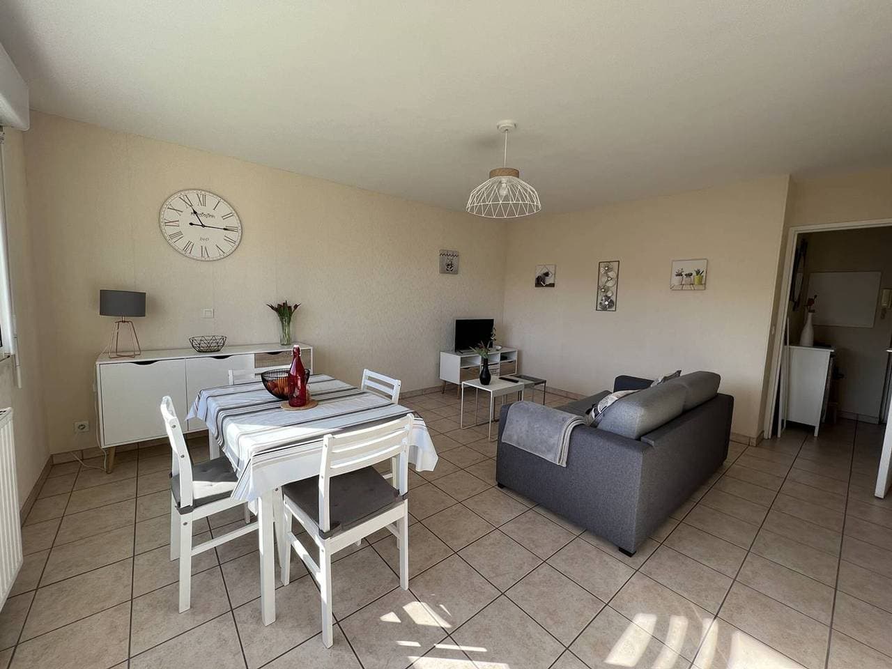 Foto 4 von 19: Erdgeschoss T2-Wohnung mit Terrasse, Parkplatz und WLAN in Cambo-les-Bains