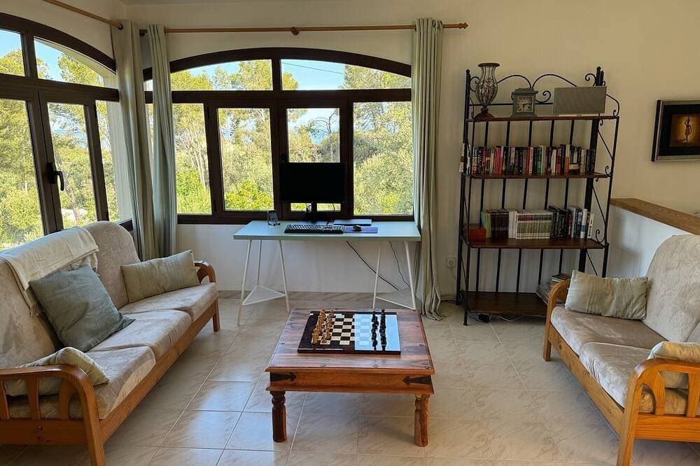 Foto 10 von 30: Ferienhaus 'Villa Port Des Canonge' mit Bergblick, WLAN und Klimaanlage