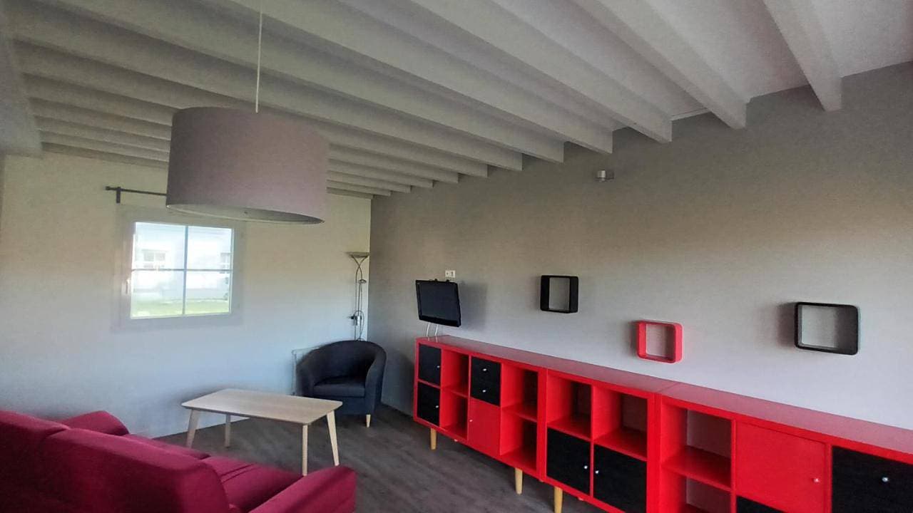 Foto 3 von 12: Two-Bedroom House