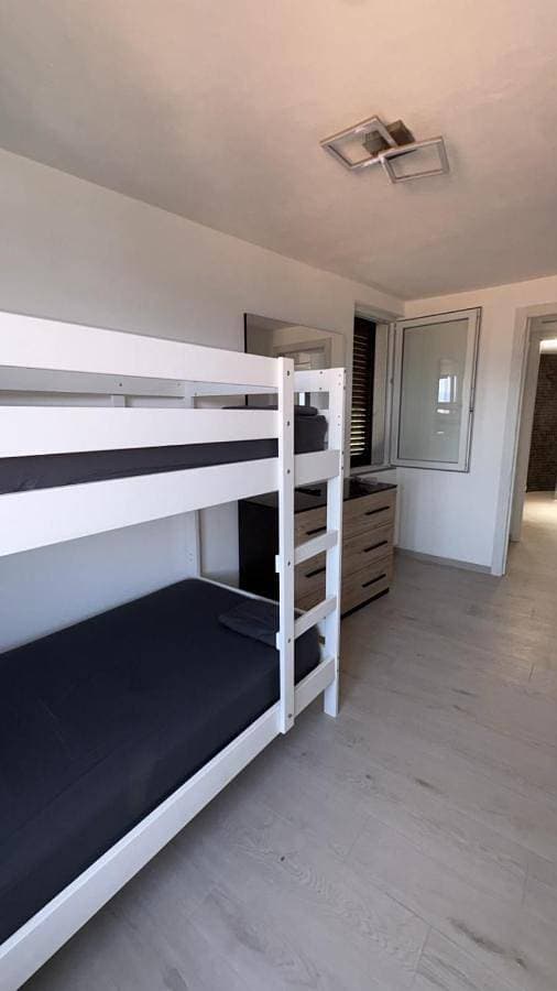 Foto 2 von 17: Two-Bedroom Apartment