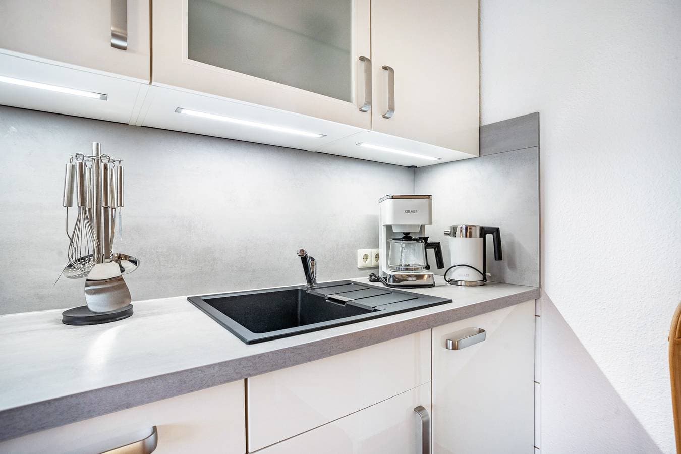 Foto 6 von 29: Apartment '8 Meeresbucht' mit Seeblick, privater Terrasse und WLAN
