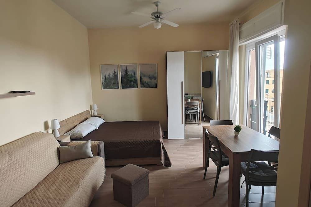 Foto 5 von 22: Terrae Balcony (Central Sicily Loft) Modern, high-tech studio apartment in Caltanissetta.