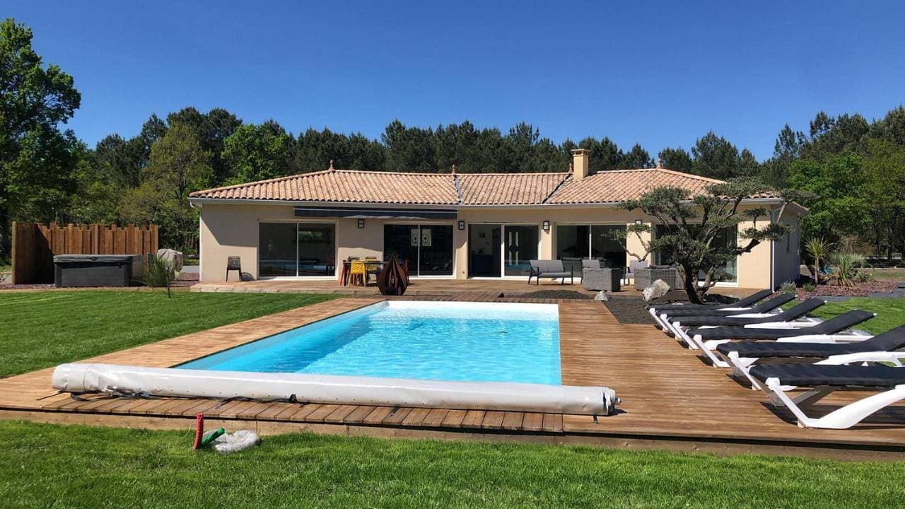 Villa au cœur de la forêt 1