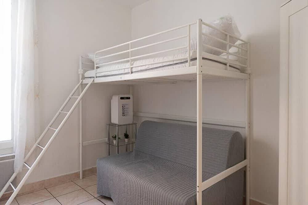 Foto 3 von 14: Charming bright studio near Paris