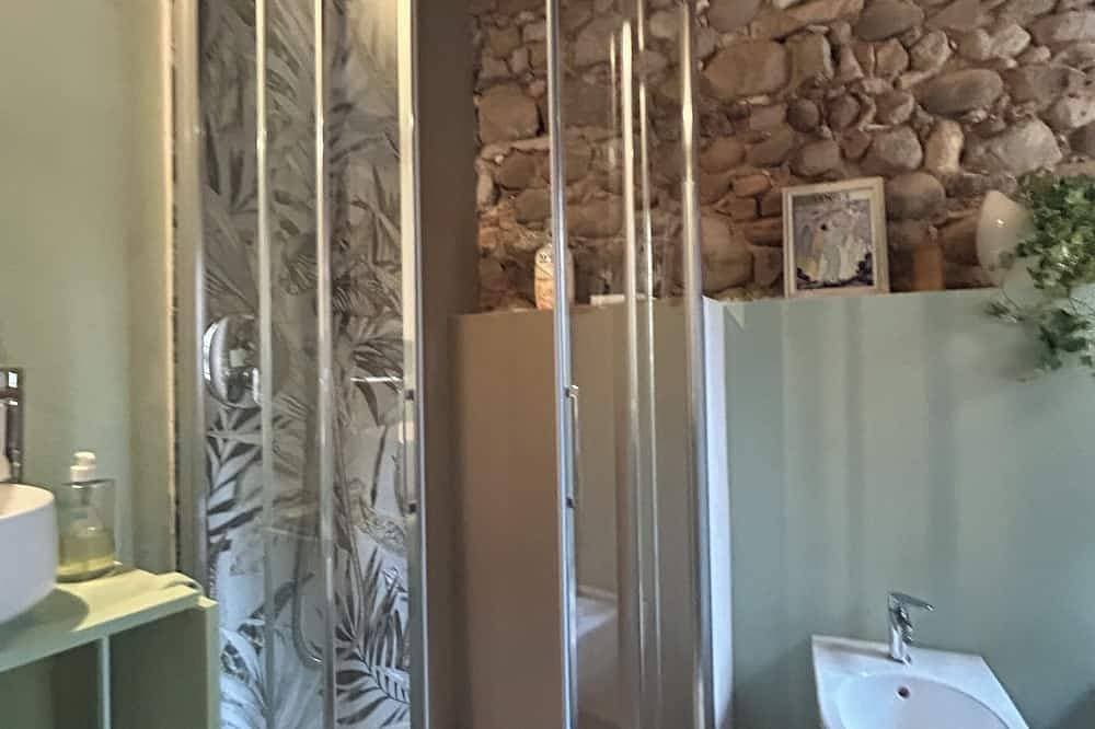 Foto 12 von 23: The room in the ancient village