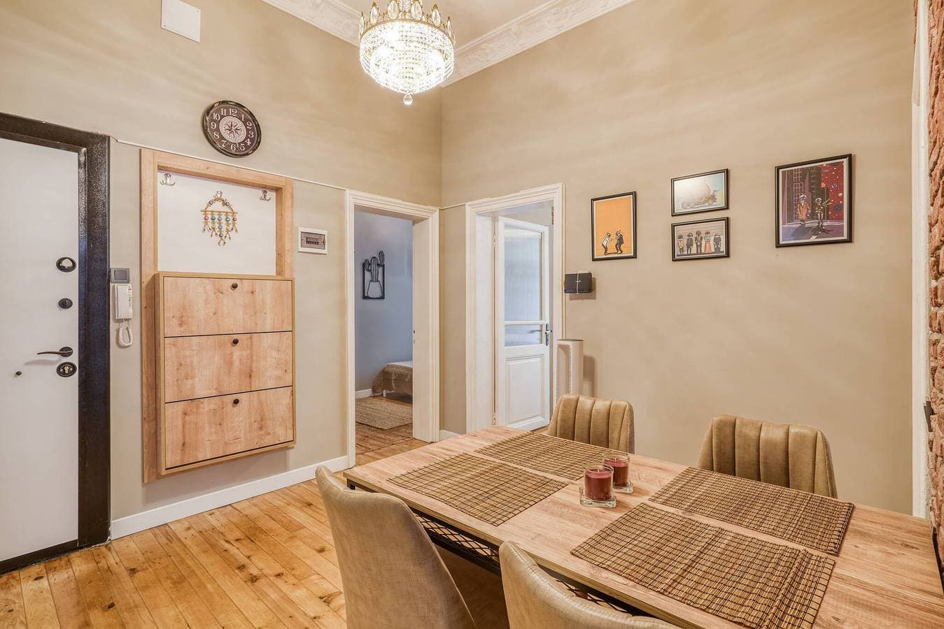 Foto 5 von 49: Premium-Haus, 3 Schlafzimmer, renoviert, Best Loc Kadıköy