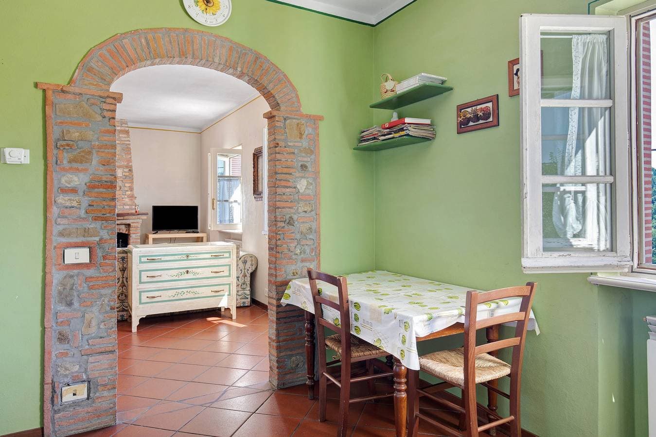 Foto 12 von 34: Apartment 'Emma e Adele' mit privatem Garten, WLAN und Klimaanlage