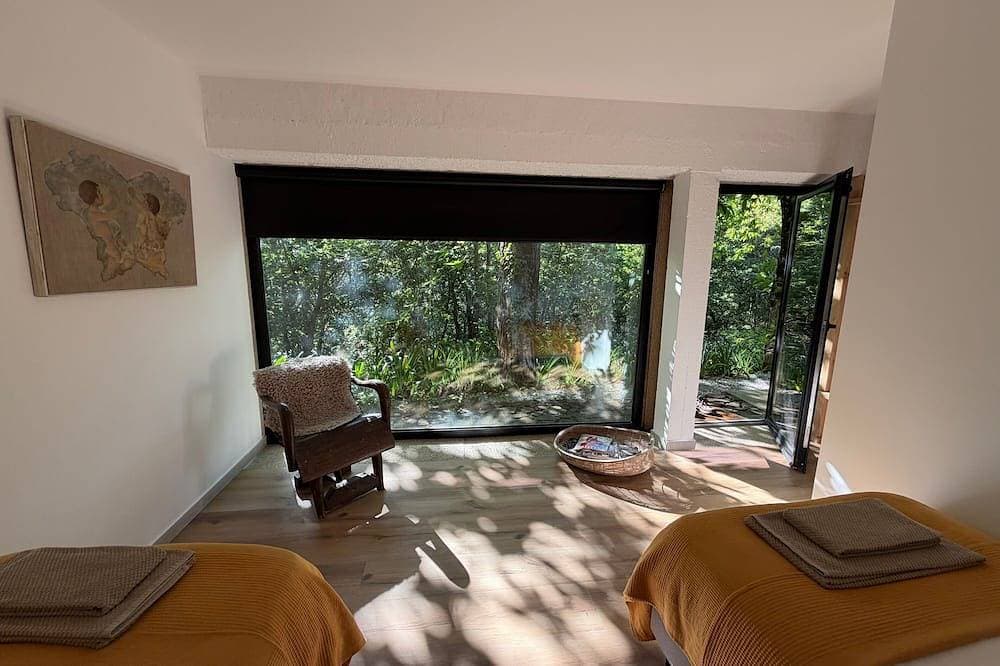 Suite Magnólia mit Gemeinschaftspool und privatem Garten 1