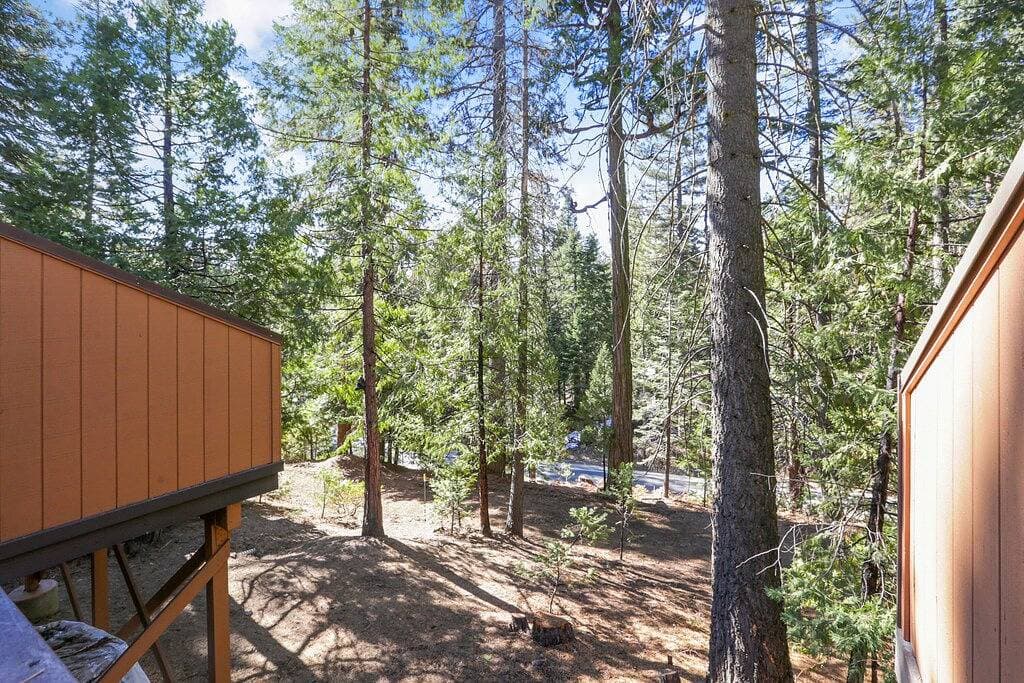 Foto 11 von 24: Shaver Escape! Mountain Loft Condo