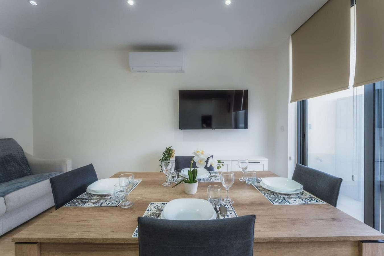 Foto 13 von 29: Ferienwohnung für 6 Personen mit Balkon