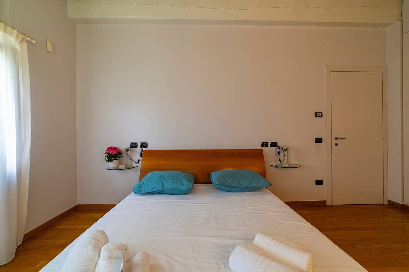 Foto 4 von 54: Villa für 8 Personen mit Garten