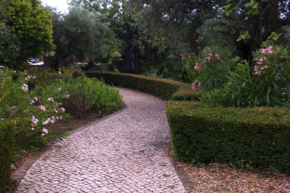 Foto 10 von 30: Fabulous Designer Villa, Own Pool And Gardens, Amazing Views Over Tavira To Sea