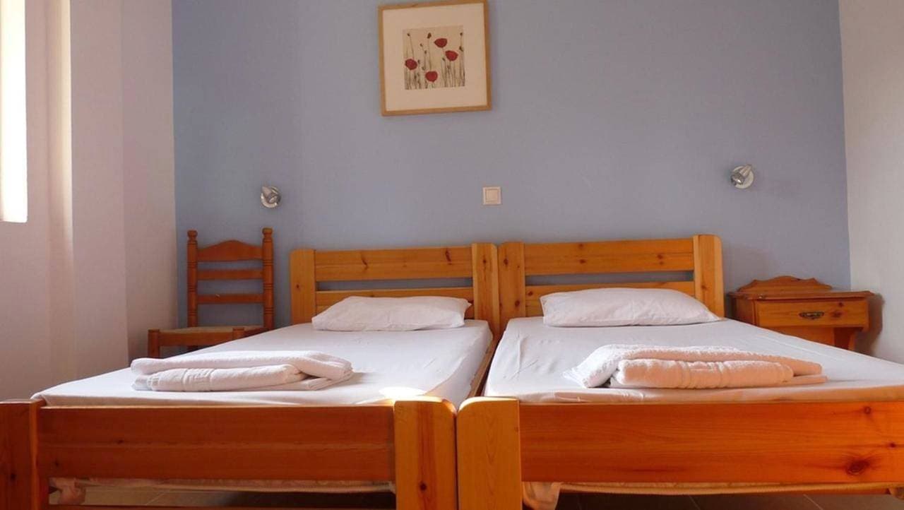 Foto 2 von 5: Economy Twin Room