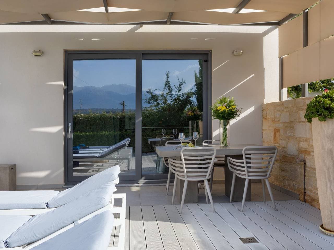Foto 7 von 30: Gut ausgestattete Villa mit Pool und privatem Garten