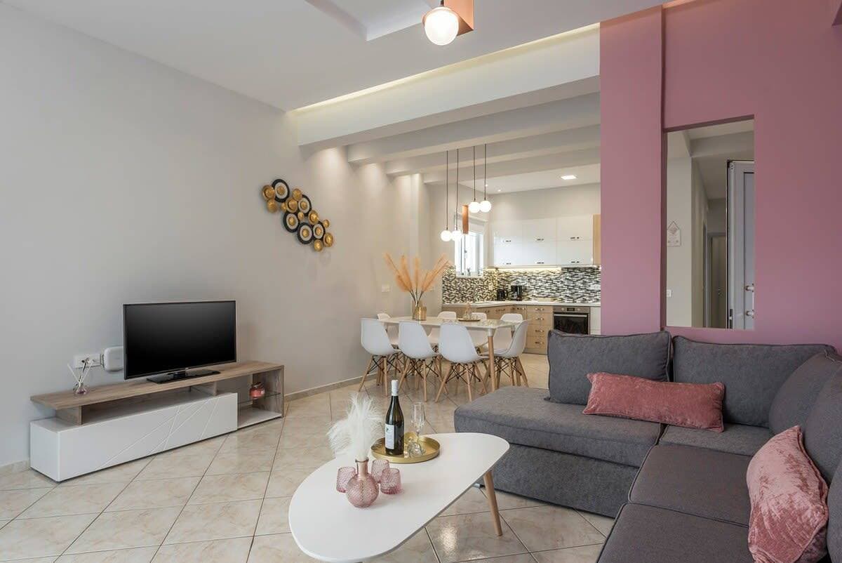 Foto 8 von 32: Ferienwohnung für 8 Personen mit Pool