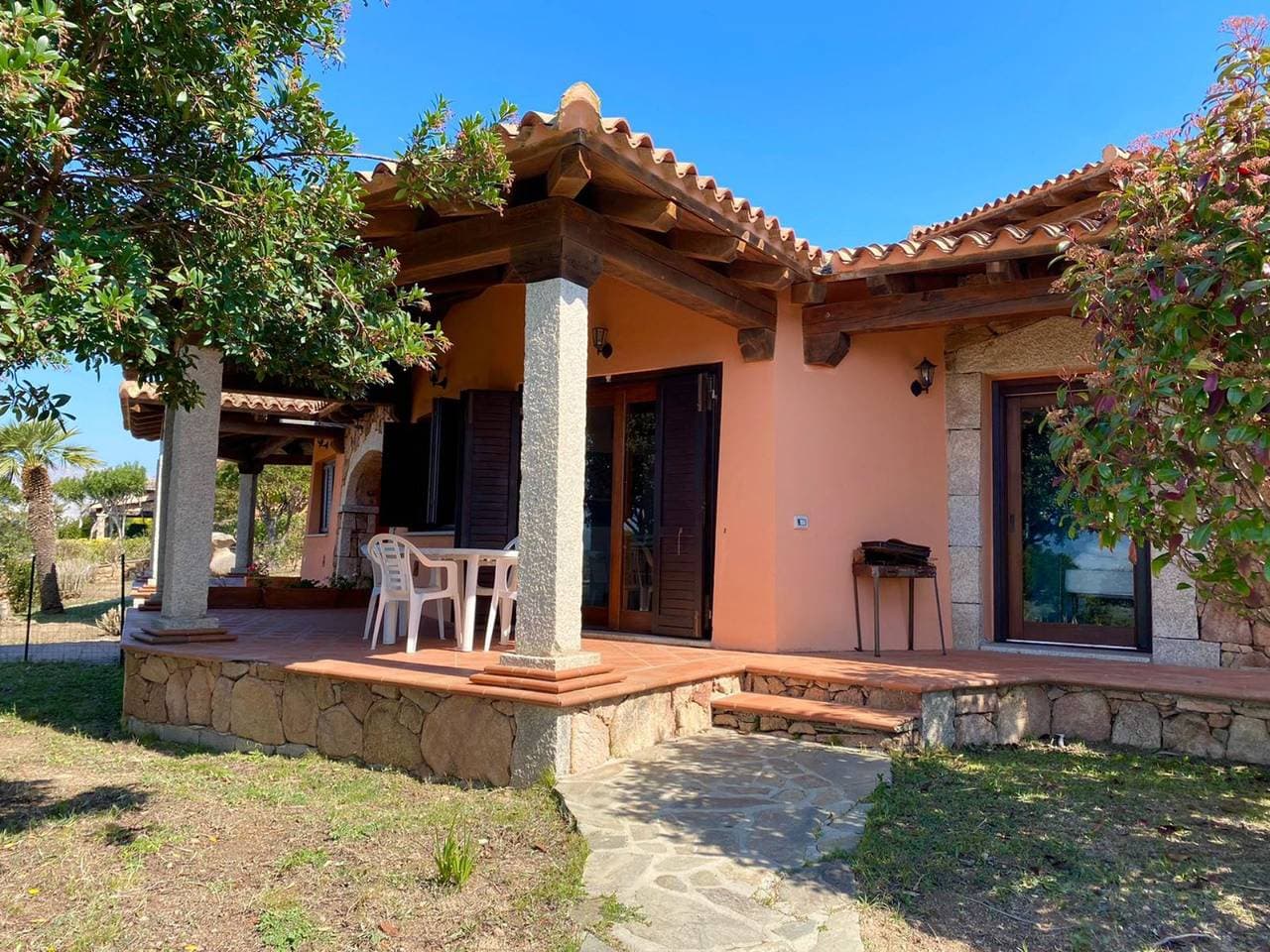 Foto 7 von 21: Ferienwohnung für 5 Personen mit Garten