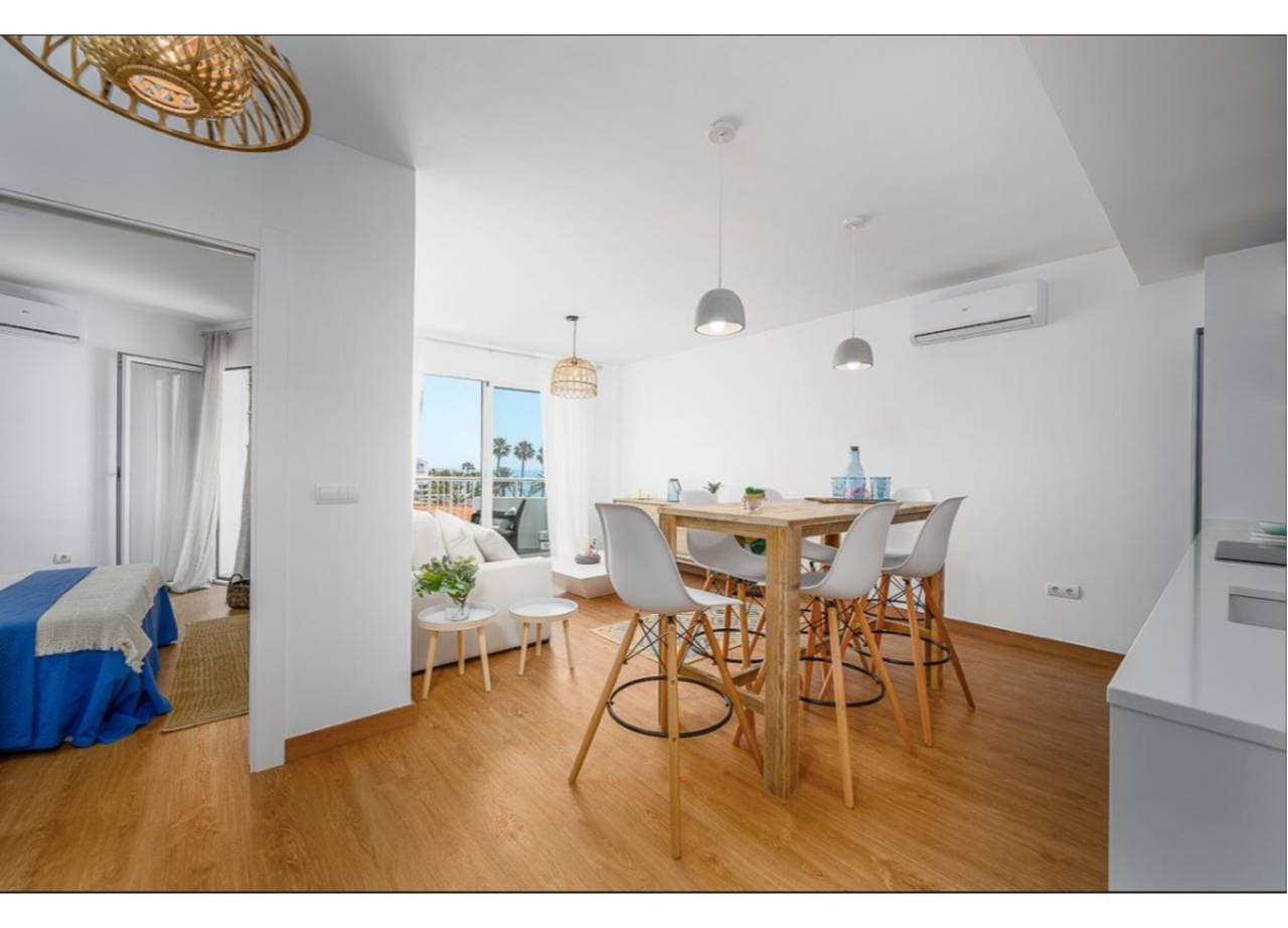 Foto 12 von 17: Apartment „511 Torresol“ mit Meerblick, Gemeinschaftspool und WLAN