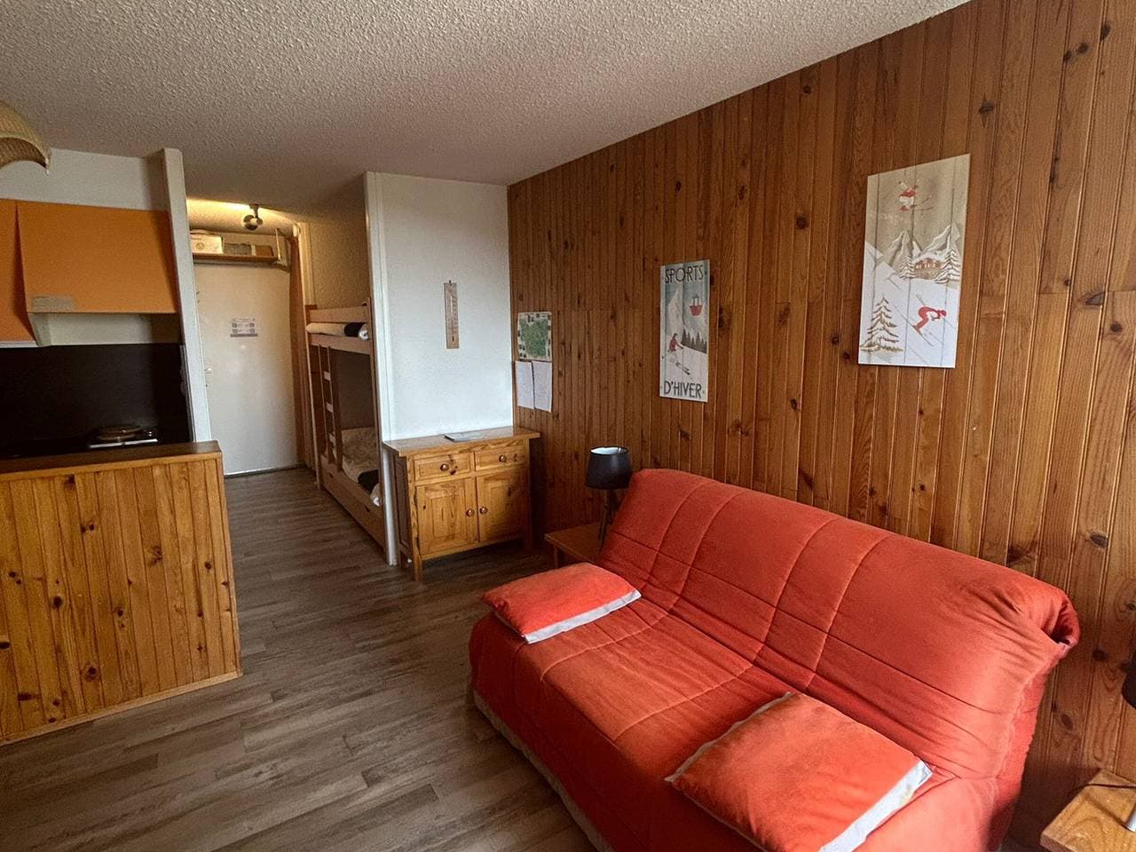 Studio im Zentrum von Super Besse mit Südbalkon und Parkplatz 1