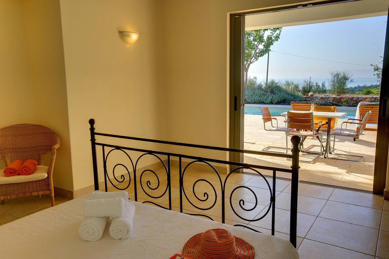 Foto 8 von 19: Villa 'Porfyra Ideales Resort' mit Meerblick, WLAN und Klimaanlage