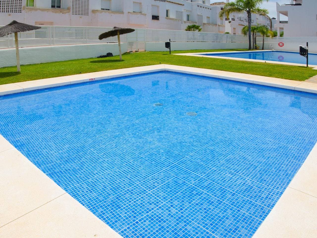 Foto 4 von 25: Luxuswohnung in Estepona mit Terrasse und Parkplatz