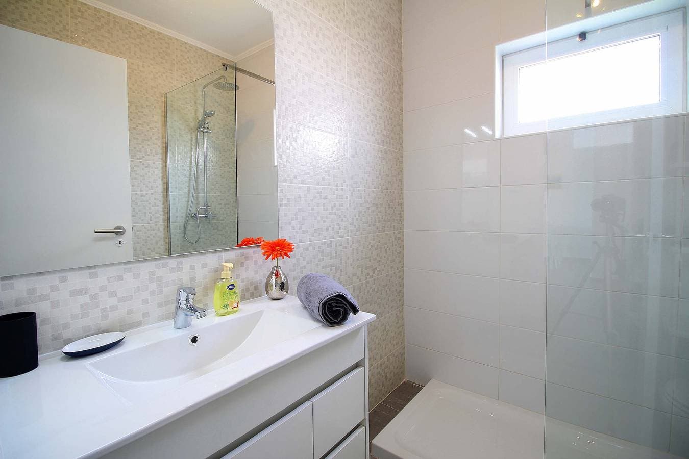 Foto 9 von 15: Ferienhaus für 4 Personen mit Pool