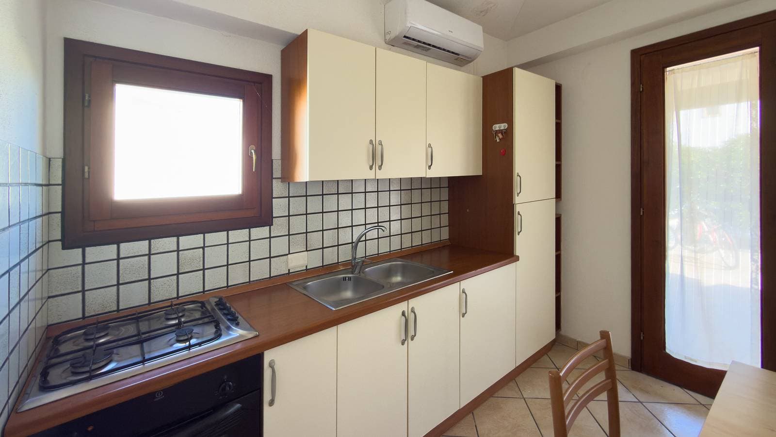 Foto 2 von 12: Wave Apartment - The heart of San Teodoro