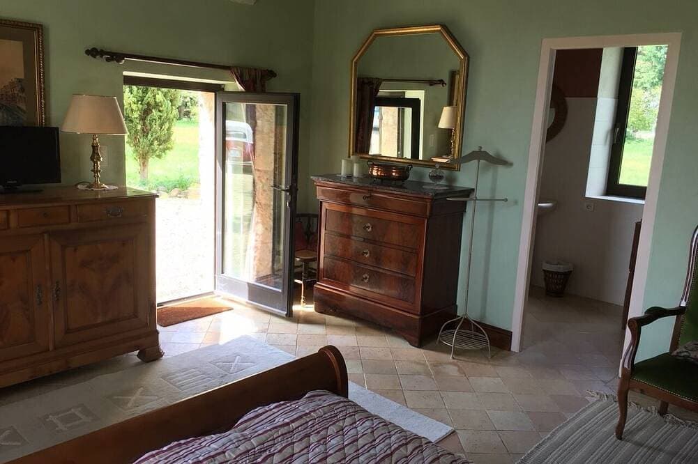 Foto 7 von 30: Ein 2-Bett-Ferienhaus mit Pool am Ufer der Dordogne, Bergerac
