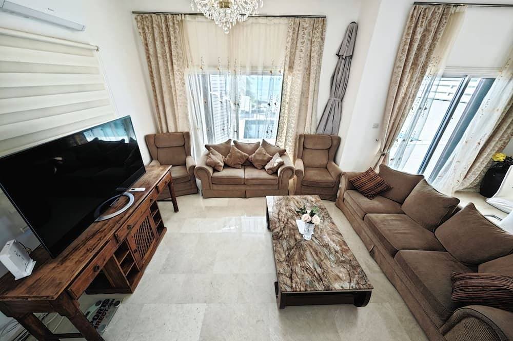 Foto 5 von 30: SunResidence, 3 bed, first line, Coral bay