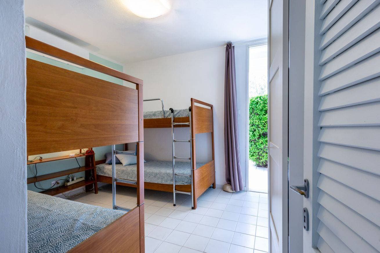 Foto 13 von 42: Ferienwohnung für 8 Personen mit Balkon/Terrasse