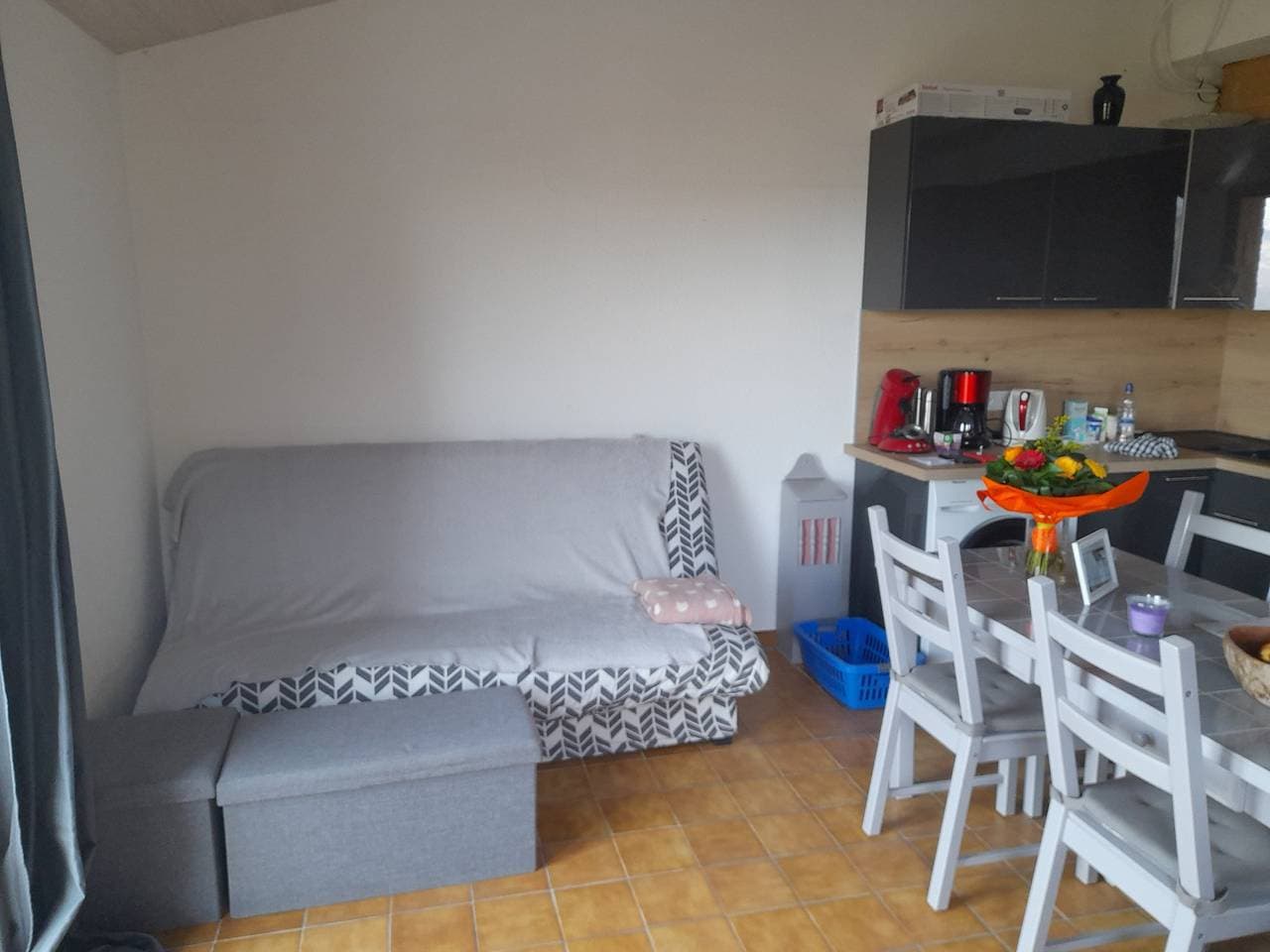 Foto 6 von 32: Gemütliches Apartment in Sainte-Croix-du-Verdon 44 m² Seeansicht